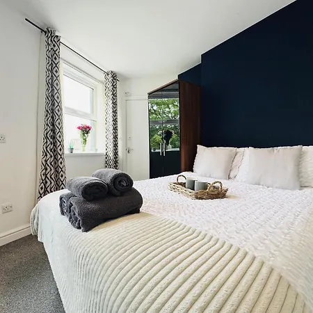 아파트 Woodman House - 7 Bedrooms - Sleeps 14 *